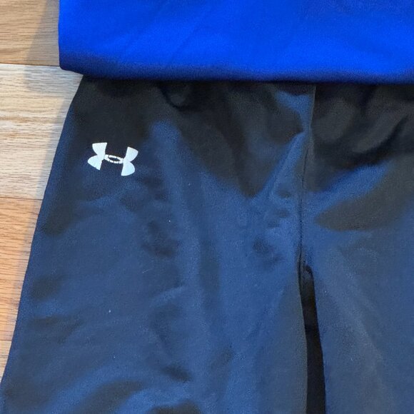 Under Armour Long Sleeve/ Pant Set - Picture 3 of 5
